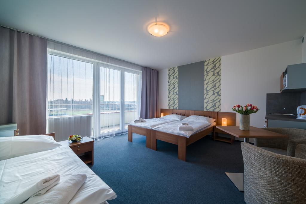 Garni Hotel トレボン 部屋 写真