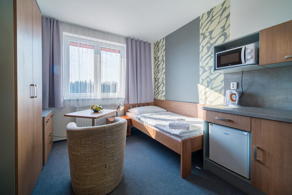 Garni Hotel トレボン 部屋 写真