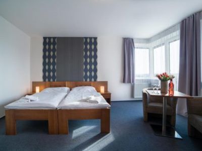 Garni Hotel トレボン エクステリア 写真